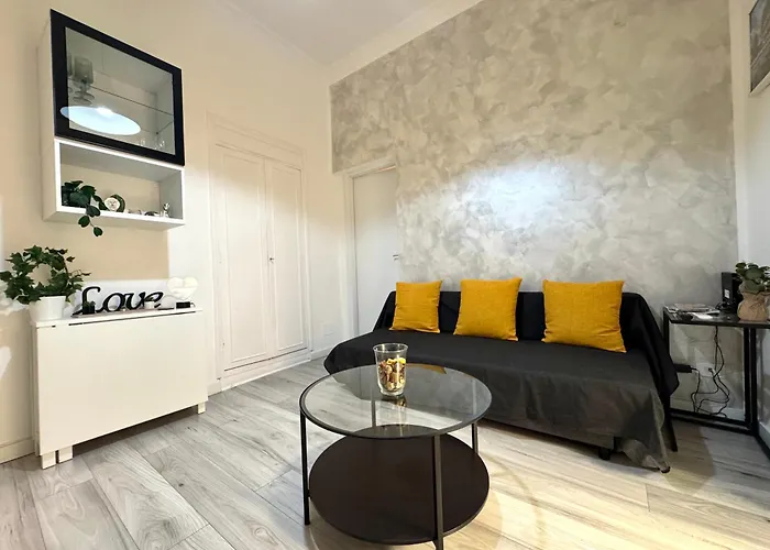 San Lorenzo Apartment *